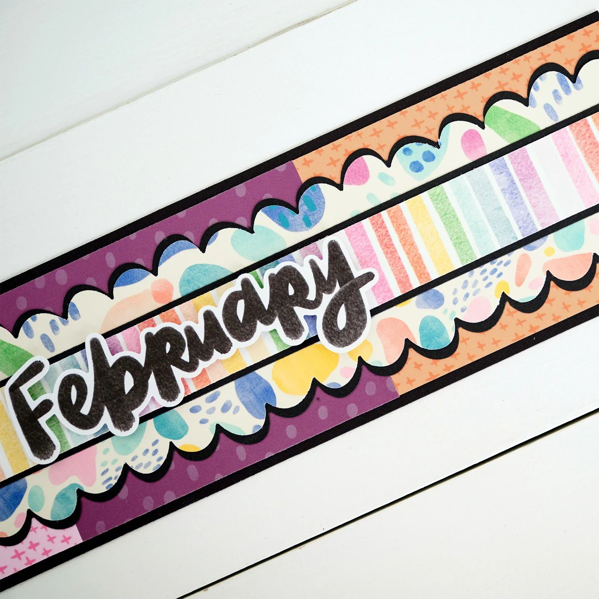 Whimsical Scallop Border Punch - Image 3